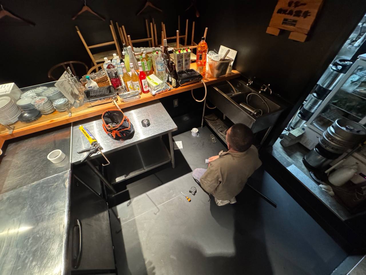 北新地の焼肉屋さん　長尺シート貼り